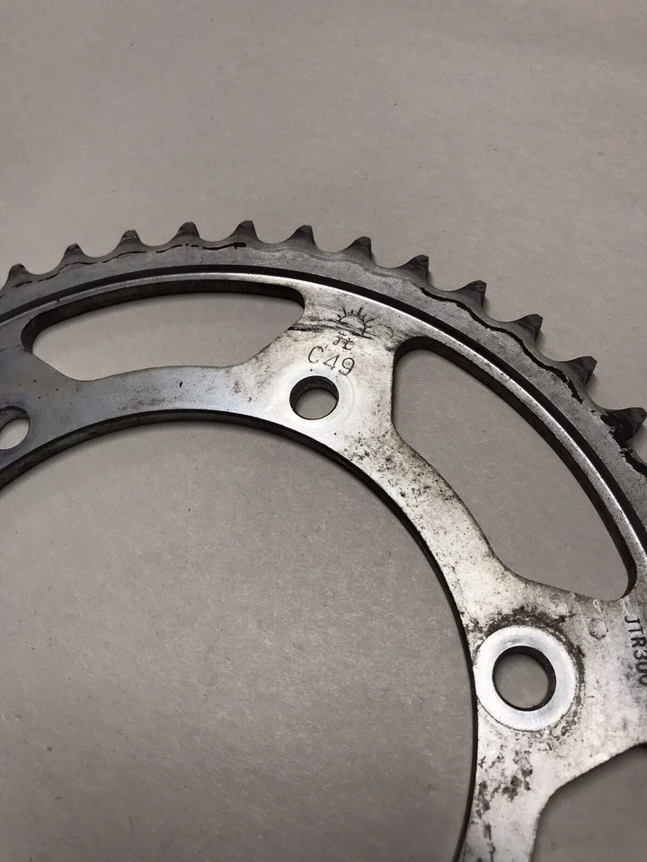 YAMAHA FZ8 2011-2013 JT C49 DRIVEN SPROCKET 46T REAR PART # JTR300-47 - Imagem 3 de 4