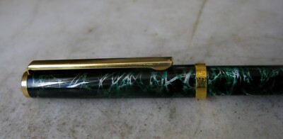 Stylo Plume Pelikan Laqué Bleu Foncé Avec Plume 18 Carats - Élégant Et Vintage