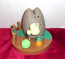 GUND Pusheen Garden Watering Can Vinyl Figure Spring Exclusive CAT KITTEN KITTY