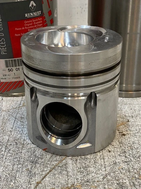 Renault 5001825716, 691760 Cylinder Sleeve Kit - Image 3 of 4