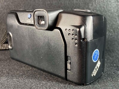 OLYMPUS AZ-200 super zoom 38-80mm Point and Shoot Film