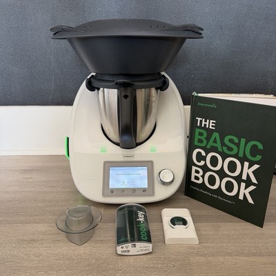 Thermomix TM5 White WiFi Guided Cooking System Bundle w/ Cook-Key Extras