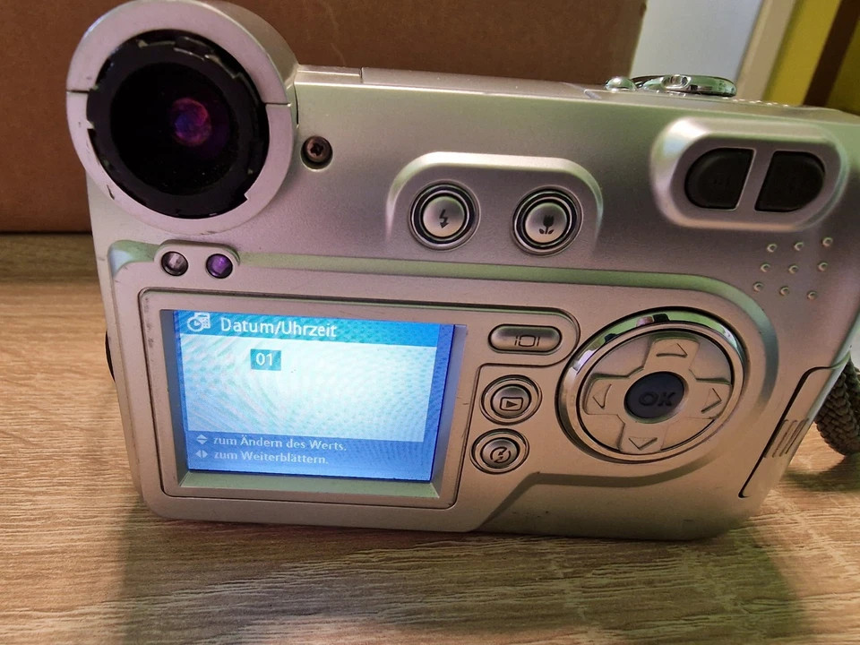  📸  HP PhotoSmart 850 4.1MP Digitalkamera 8x optischer Zoom Vintage  📸 - Bild 2 von 4