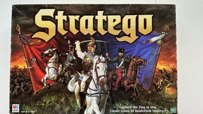 Stratego 1999 Classic Game of Battlefield Strategy Milton Bradley Hasbro *READ*