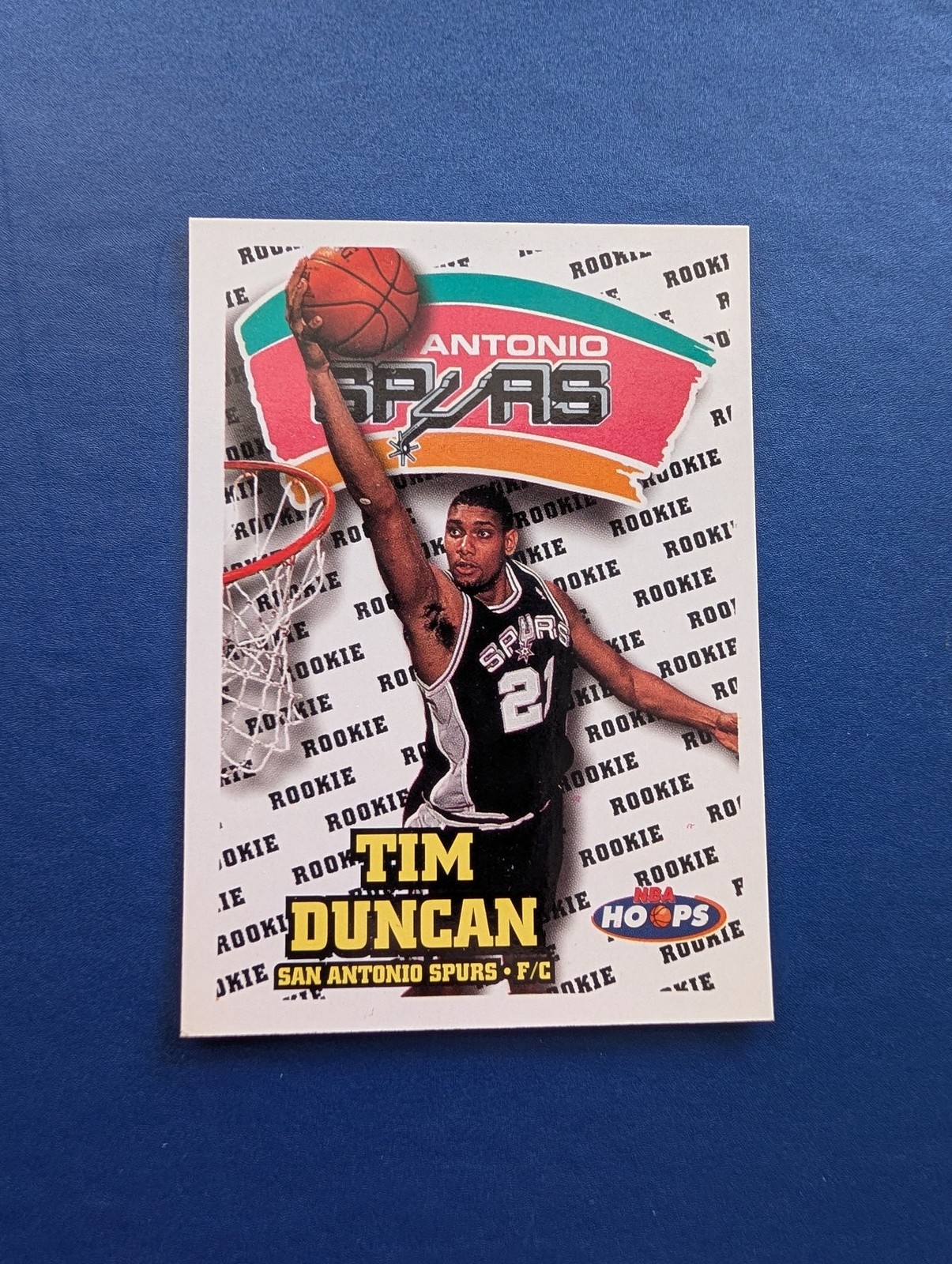 1997-98 NBA Hoops - Tim Duncan (RC) #166 - NM+