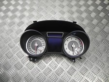 Kombiinstrumente Mercedes-Benz GLA-CLASS 2016 km/h A1569001703 Kombiinstrumente Mercedes-Benz GLA-CLASS 2016 km/h A1569001703