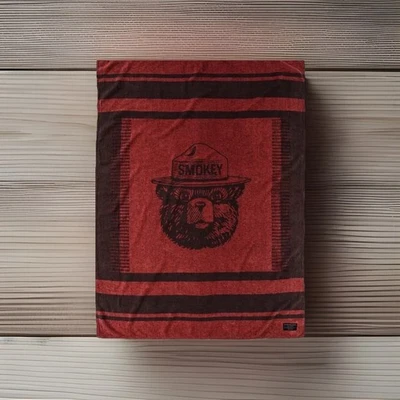 FILSON SMOKEY BEAR COTTON BLANKET 20263625 RED BROWN SMOKEY LIMITED EDITION RARE