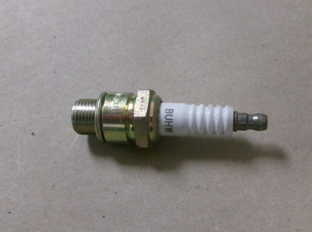 New NGK BUHW Spark Plug