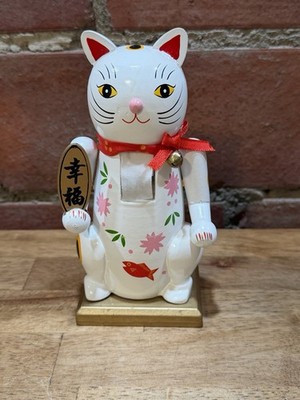 International Nutcracker Maneki Neko Lucky Cat Wooden 7in Floral Cat 2021
