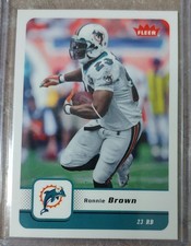RONNIE BROWN 2006 FLEER FOOTBALL CARD # 51 