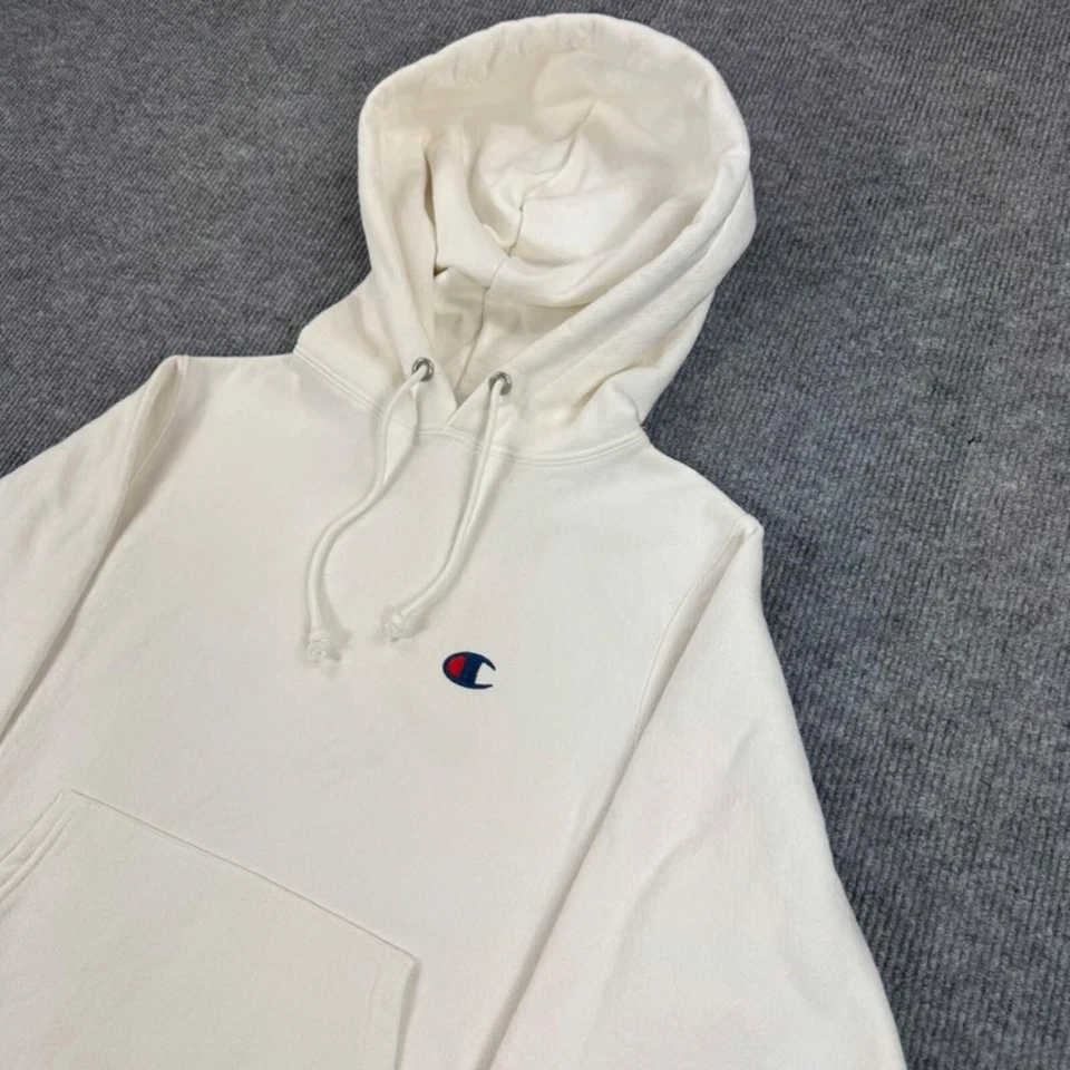Champion Reverse Weave, photo 2 of 5