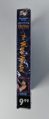 Midnight Madness Die Wespenfrau von Elvira VHS Kassette ungeschnitten neu - Bild 3 von 6