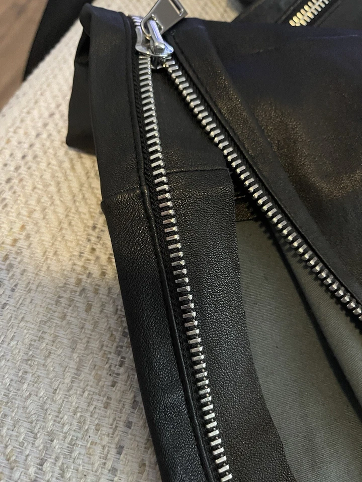 Legging Vince de cuero negro de cordero talla S Foto 4 de 4