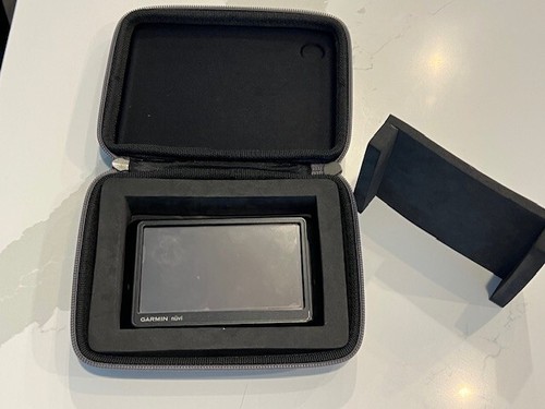 Garmin Nuvi Model 10R-023994 GPS w/ bundle of Cable, Case, Beanbag Dash Stand!! - Picture 3 of 13