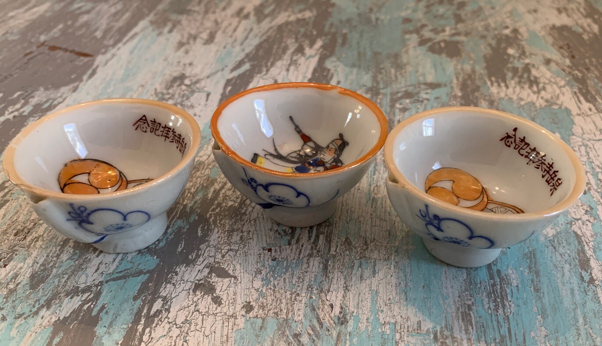 Lot De 3 Tasses à Saké Japonaises Vintage Hakusan - Porcelaine Blanche