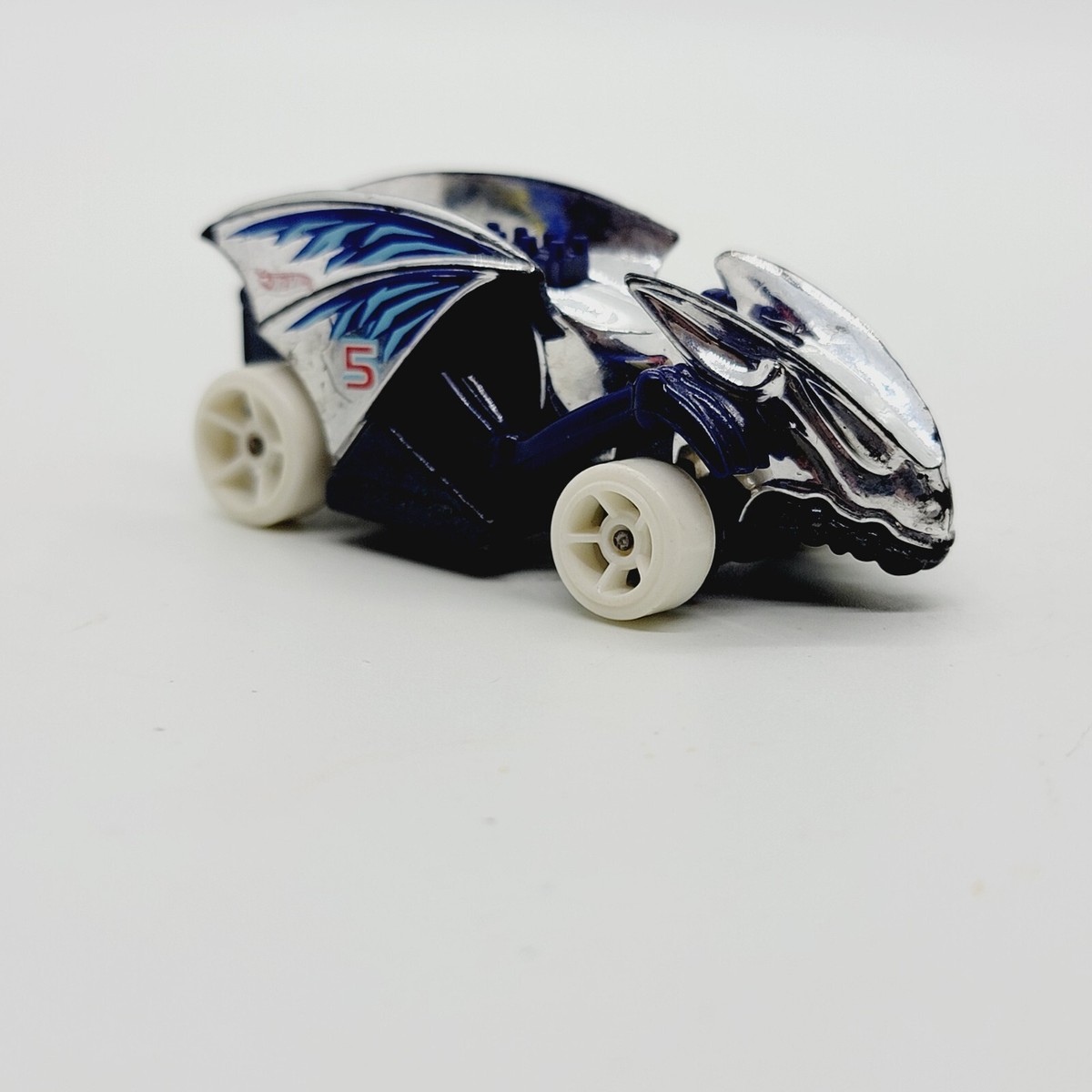 Hot Wheels Vampyra 1992 2012 Rare Bat Silver and Blue