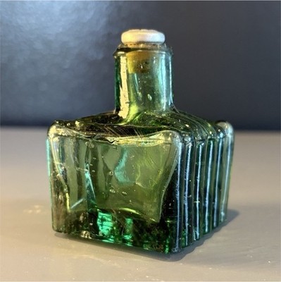 Victorian Aurora Penny Ink Bottle   Antique Green Glass, Mid-Late 19th C.