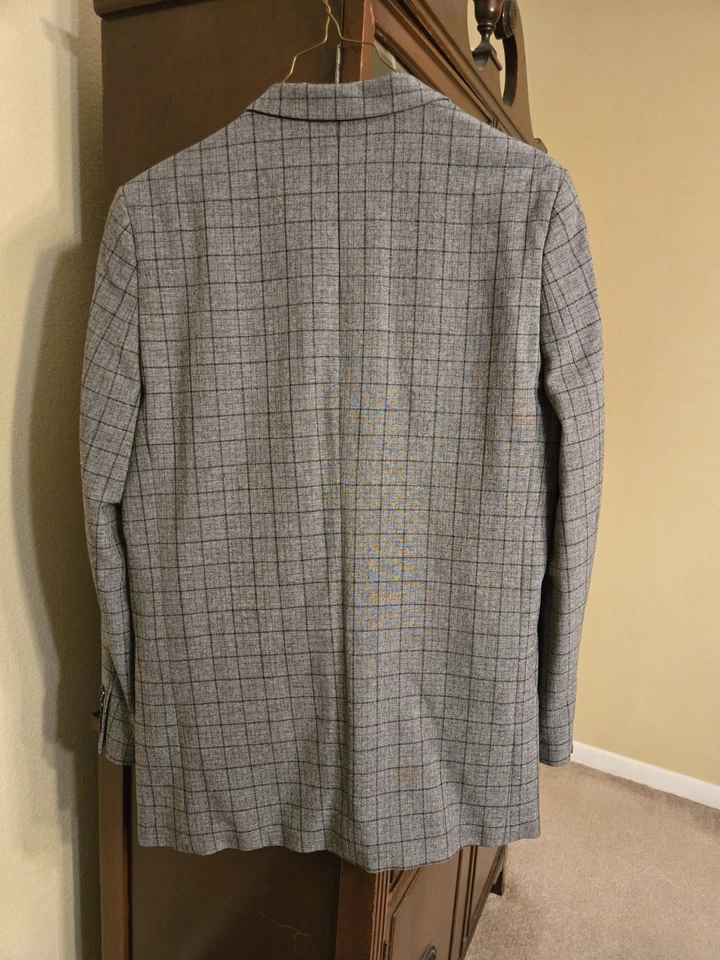 Terno Calvin Klein cinza janela menino grande 2 peças - Tamanho 20 - Imagem 2 de 4