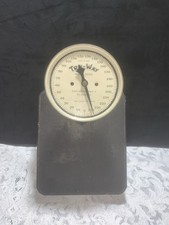 VINTAGE HEALTH O' METER JUNIOR SCALE. CONTINENTAL SCALE WORKS.