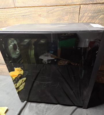 MSI MPG B550 GAMING, Ryzen 5 3600x, 1660 Ti, 16GB ram, 256GB ssd, 2TB Hdd,