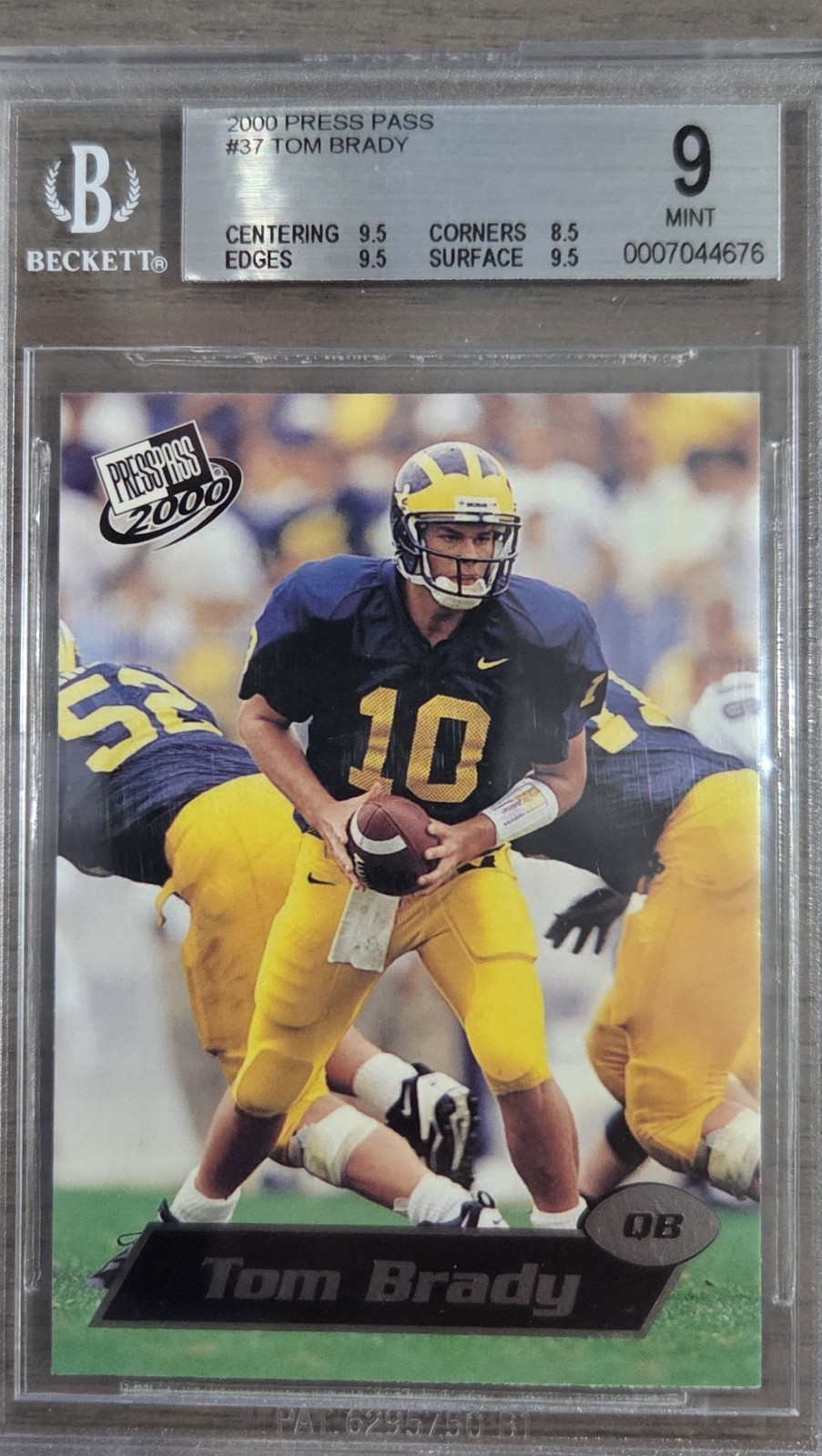 2000 Press Pass - Tom Brady #37 (RC)