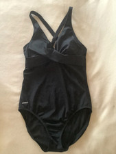 Speedo One Piece Swimsuit Black Ruched Bust Size 14 Racerback Athletic Swimwear