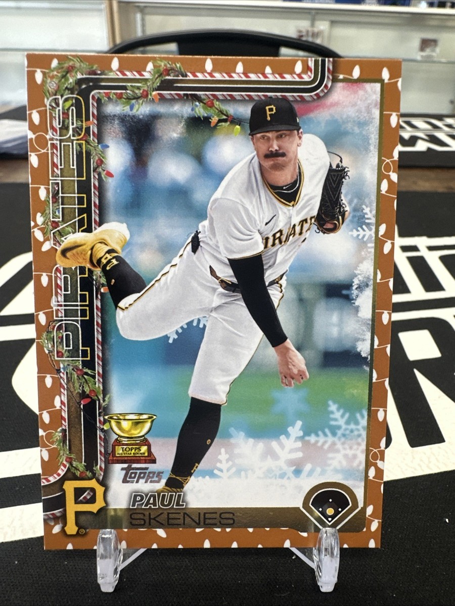 2025 Topps Holiday Light Variation Paul Skenes Pittsburgh Pirates 