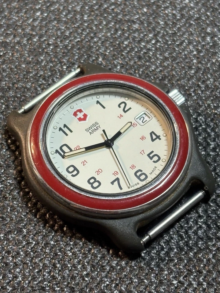 Victorinox Swiss Army Men Quartz Watch Composite Case For PARTS or REPAIR - Image 3 of 4