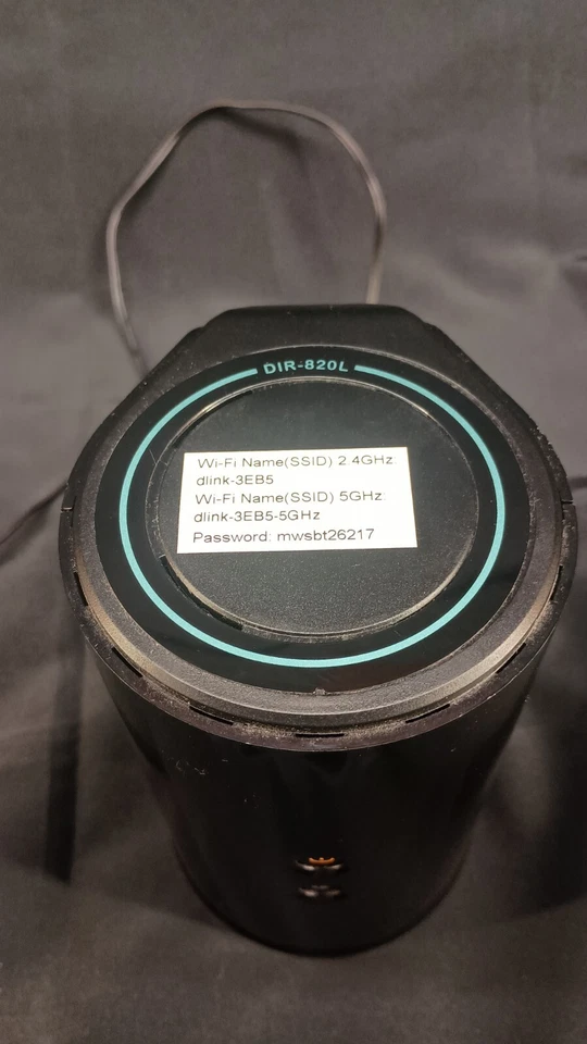 D-Link DIR-850L A1 Wireless AC1200 Dual Band Gigabit WiFi Router - Used - Image 2 of 4