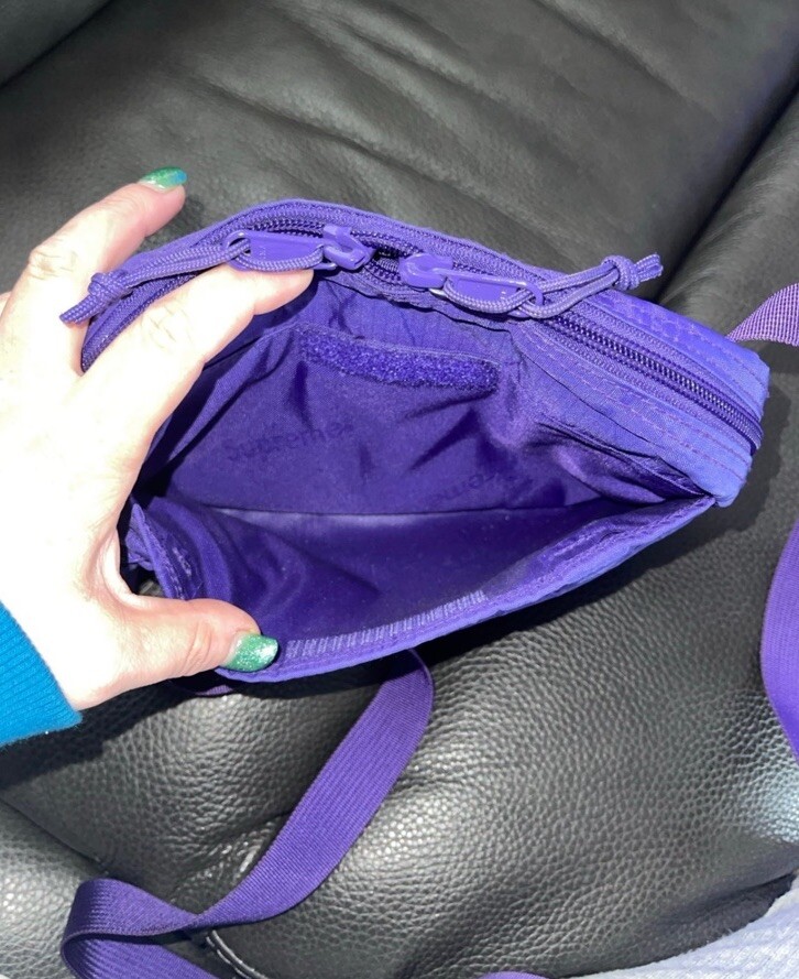 Supreme fall/winter 2018 purple shoulder bag single strap with