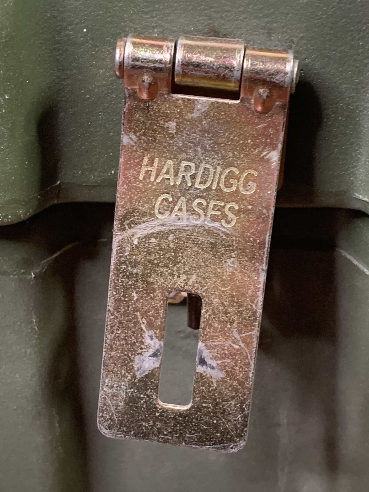 Pelican Hardigg Weather Tight Military Transport Case (24X20X12 Exterior)