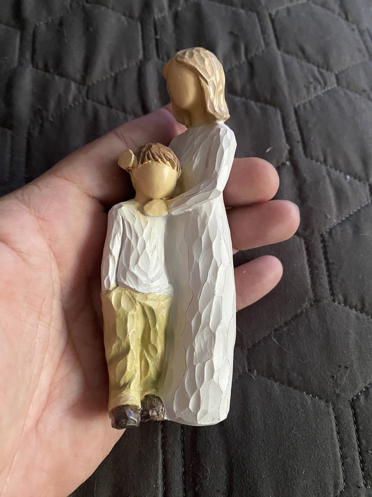 Christmas Gift! Mom & Son Embrace 5