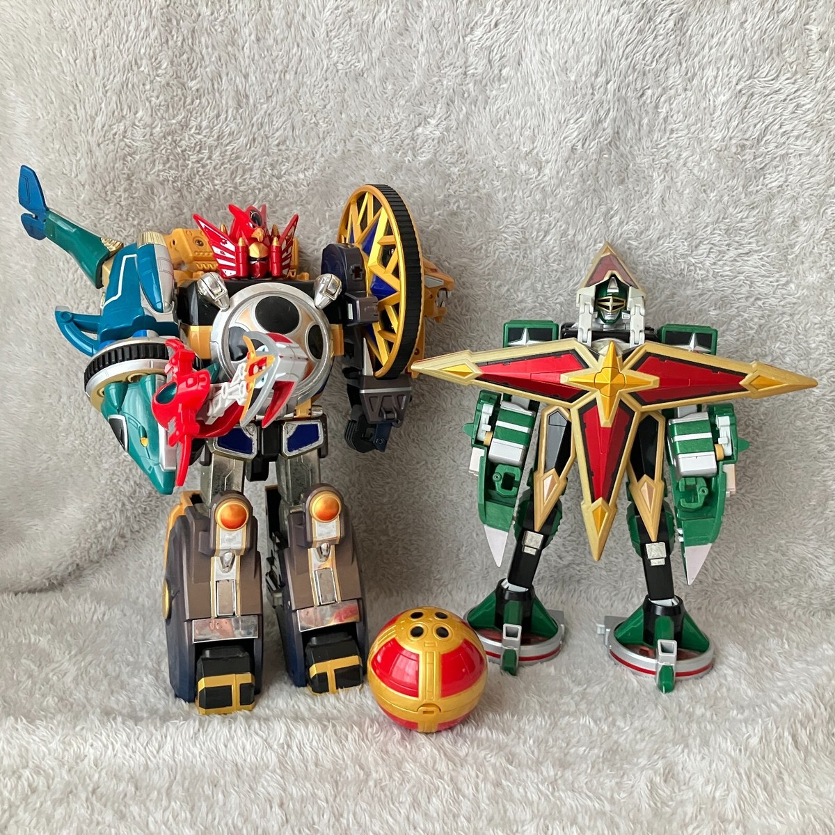 大巨人　ジャイアントマシーンフィギュア BANDAI Japan DX Megazord Ninja Storm Sentai Hurricaneger Senpuujin