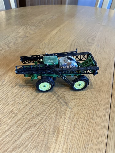 ERTL 1/64 JOHN DEERE 4920 LIQUID FERTILIZER SPRAYER Diecast Tractor Des Moines