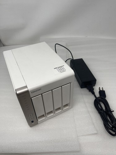 QNAP NAS TS-451 4GB 4 Bay w/o Drives.