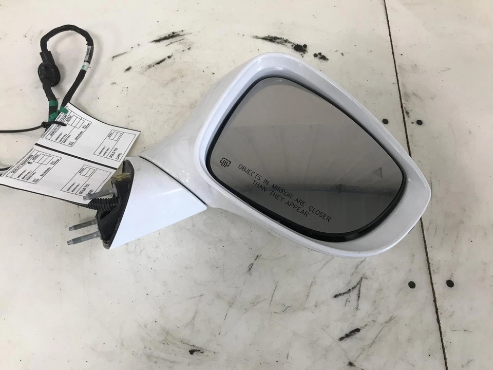 Espejo retrovisor derecho usado se adapta a: Chrysler Pacifica 2020 Power plegable persiana sp Foto 2 de 4