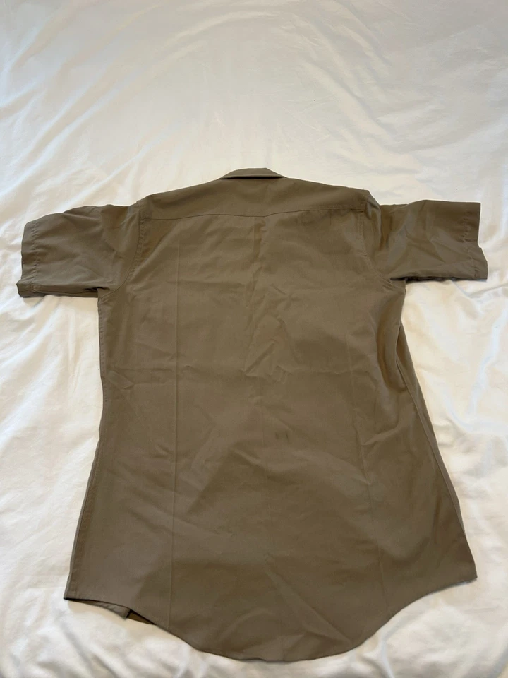 Camisa de manga corta con botones uniforme tostado Elbeco para hombre cuello 15 1/2 Foto 4 de 4