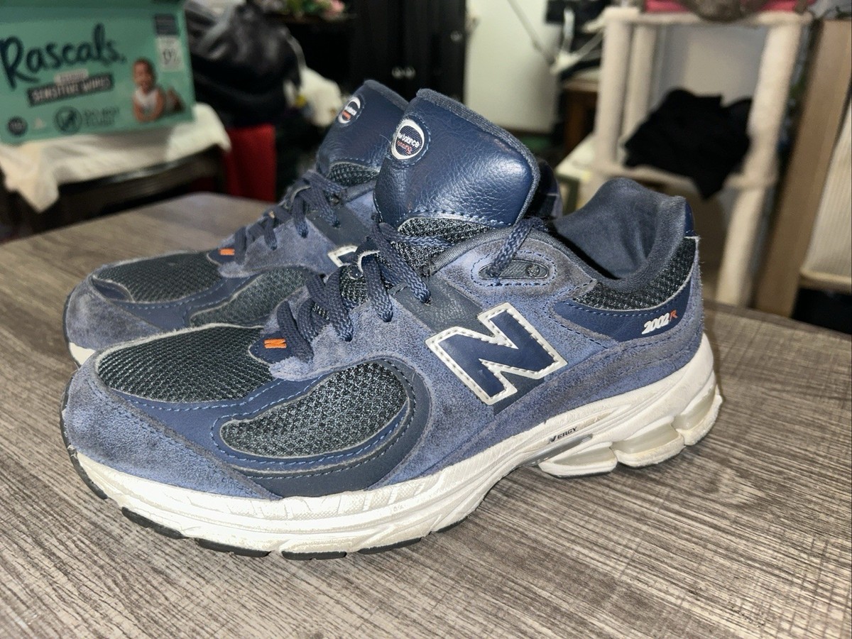 New Balance 2002R Navy Blue  Women’s Size 5.5 #1833