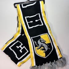 Harry Potter Hufflepuff House Scarf Hot Topic Knit Badger Hogwarts Wizard World
