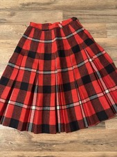 VTG 60s 70s Plaid Wool Skirt By Petti Red Black Pleated 23  Waist