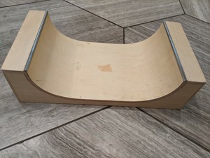 tech deck half pipe wood