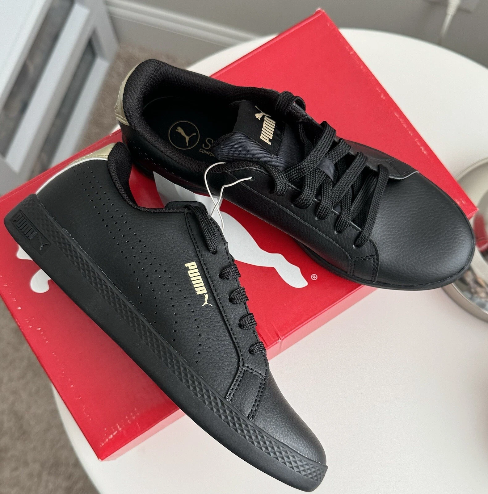 Sneaker donna Puma Smash WNS Perf metallizzata nuova con scatola nero oro taglia 6 36M