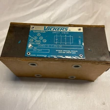 Vickers,DGMDC-5-Y-PK-30,Pilot Check Valve New NO Box