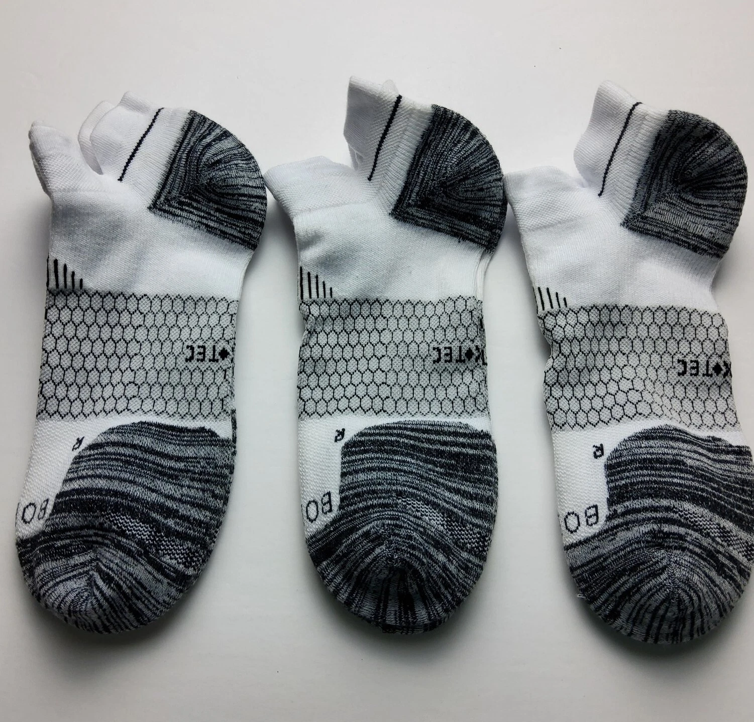 Bombas Hex-Tec Athletic Ankle Socks Lot Of 3 Size XL
Opens in a new window or tab