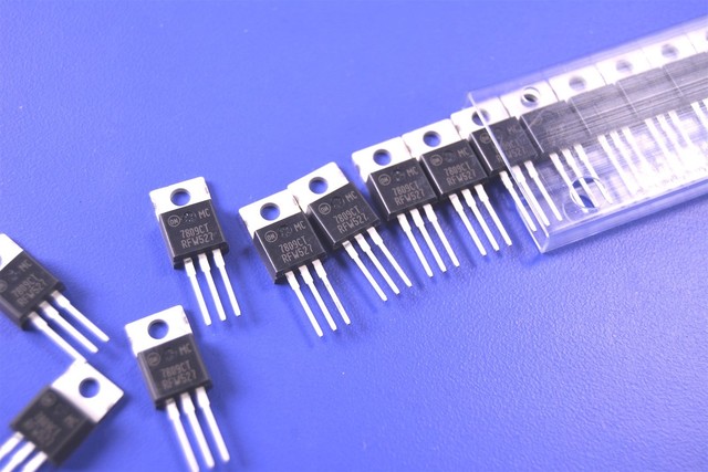 50 on Semiconductor 7809CT 9-volt 1-amp Voltage Regulator for sale ...