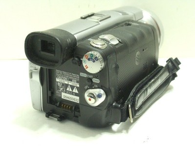 Panasonic PV-GS400 3CCD Mini DV Hybrid Camcorder 12x Optical Zoom