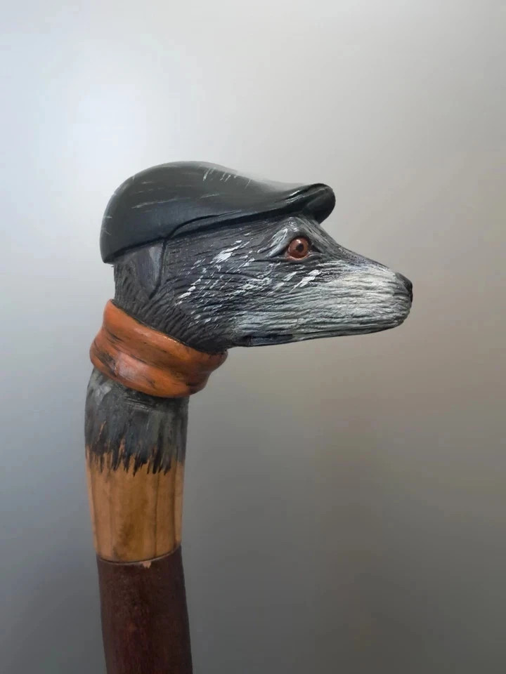Bastone da passeggio in legno per cani intagliato a mano fatto a mano...