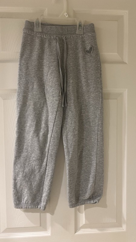 Total Girl sweatpants/Gray Heart, Size 8 with Draw String