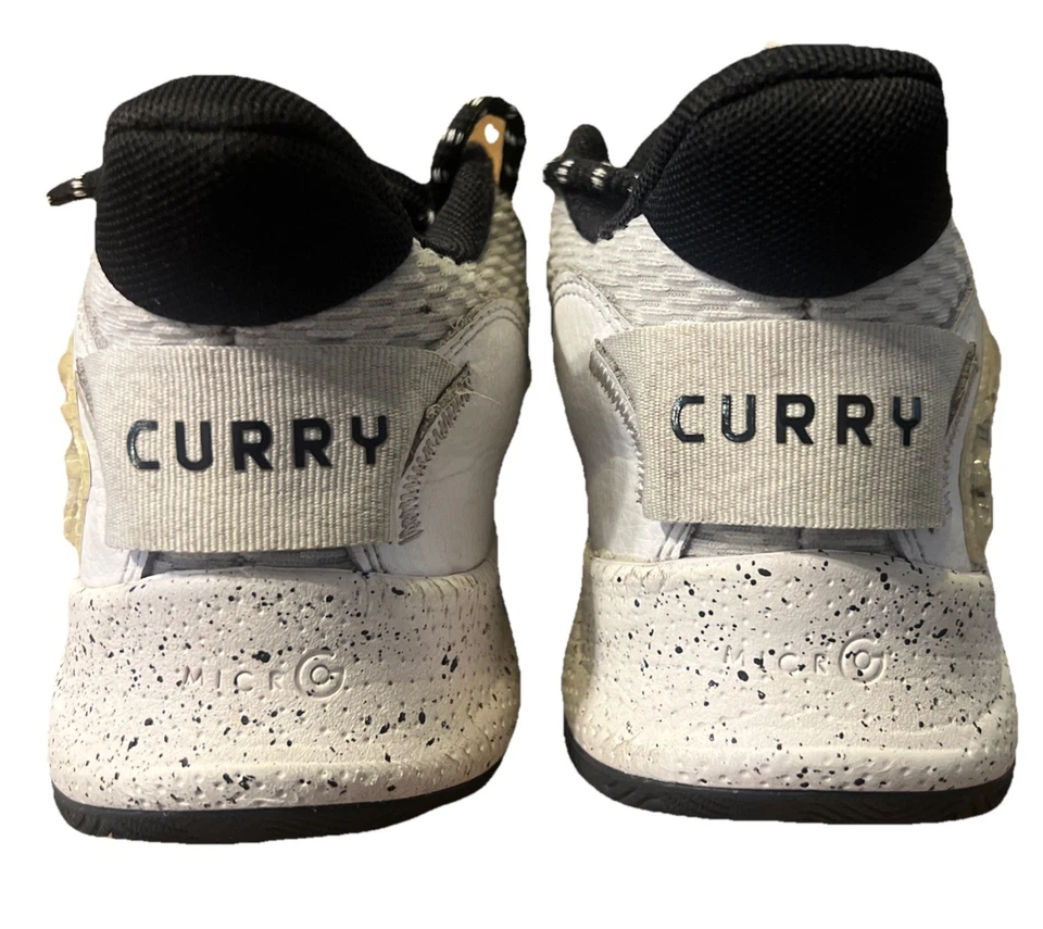 Youth Size 4.5 Y Under Armour Curry 3Z7 Low White Black sneaker - Image 4 of 4