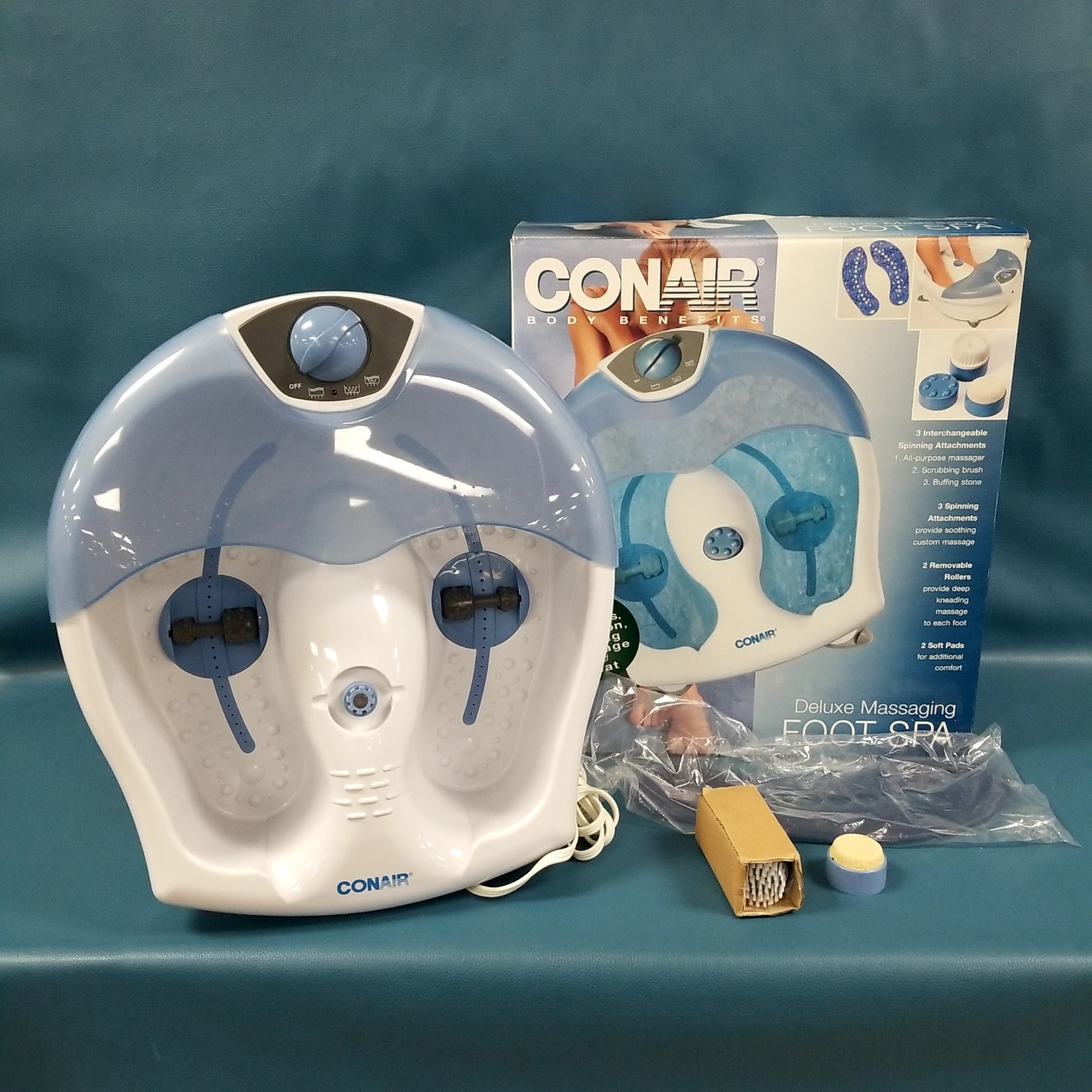 CONAIR Body Benefits Deluxe Massaging Foot Spa FB11RG New Open Box 2001